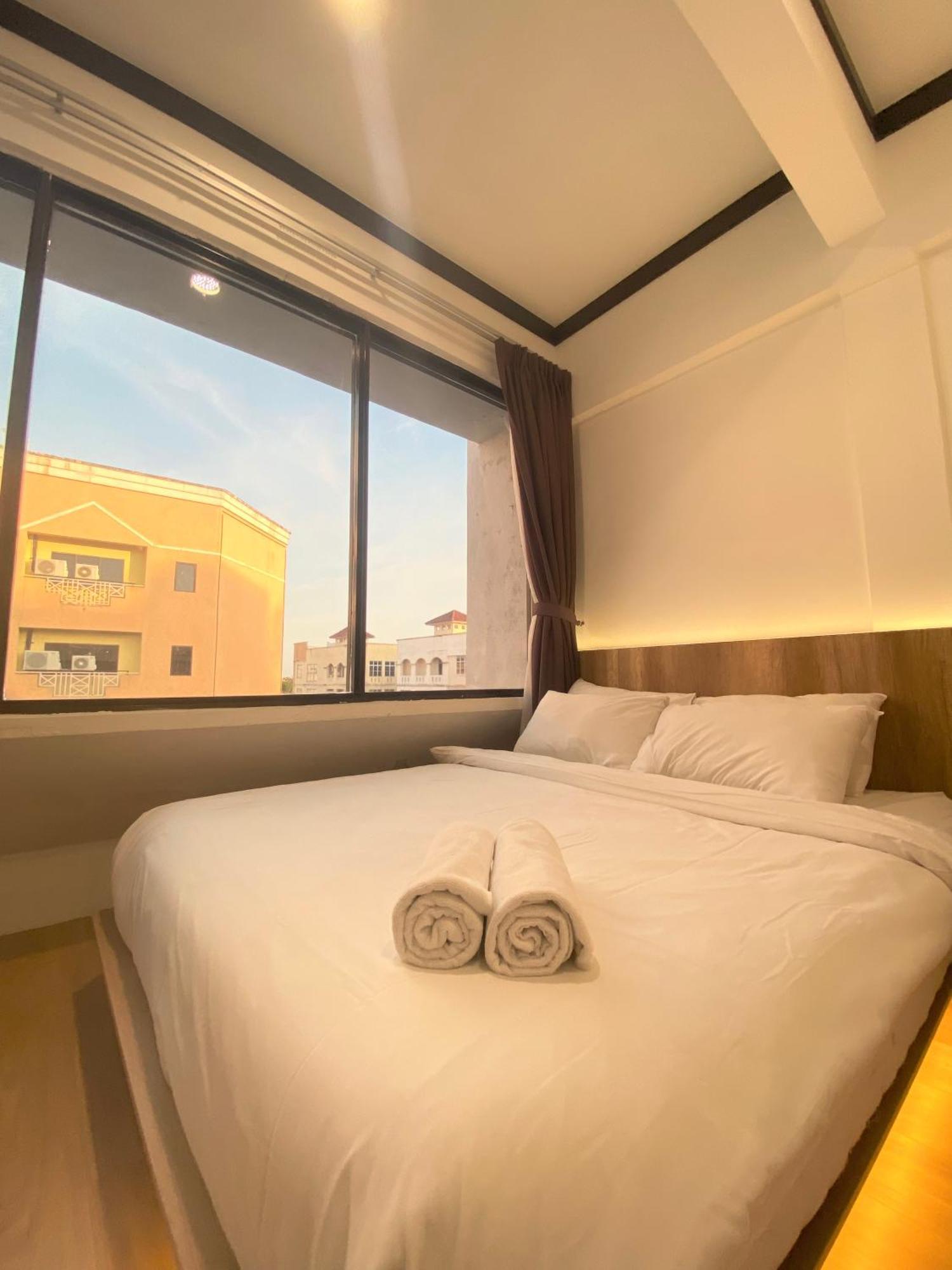 OYO 90592 Leisure Lodge Kuala Terengganu Extérieur photo